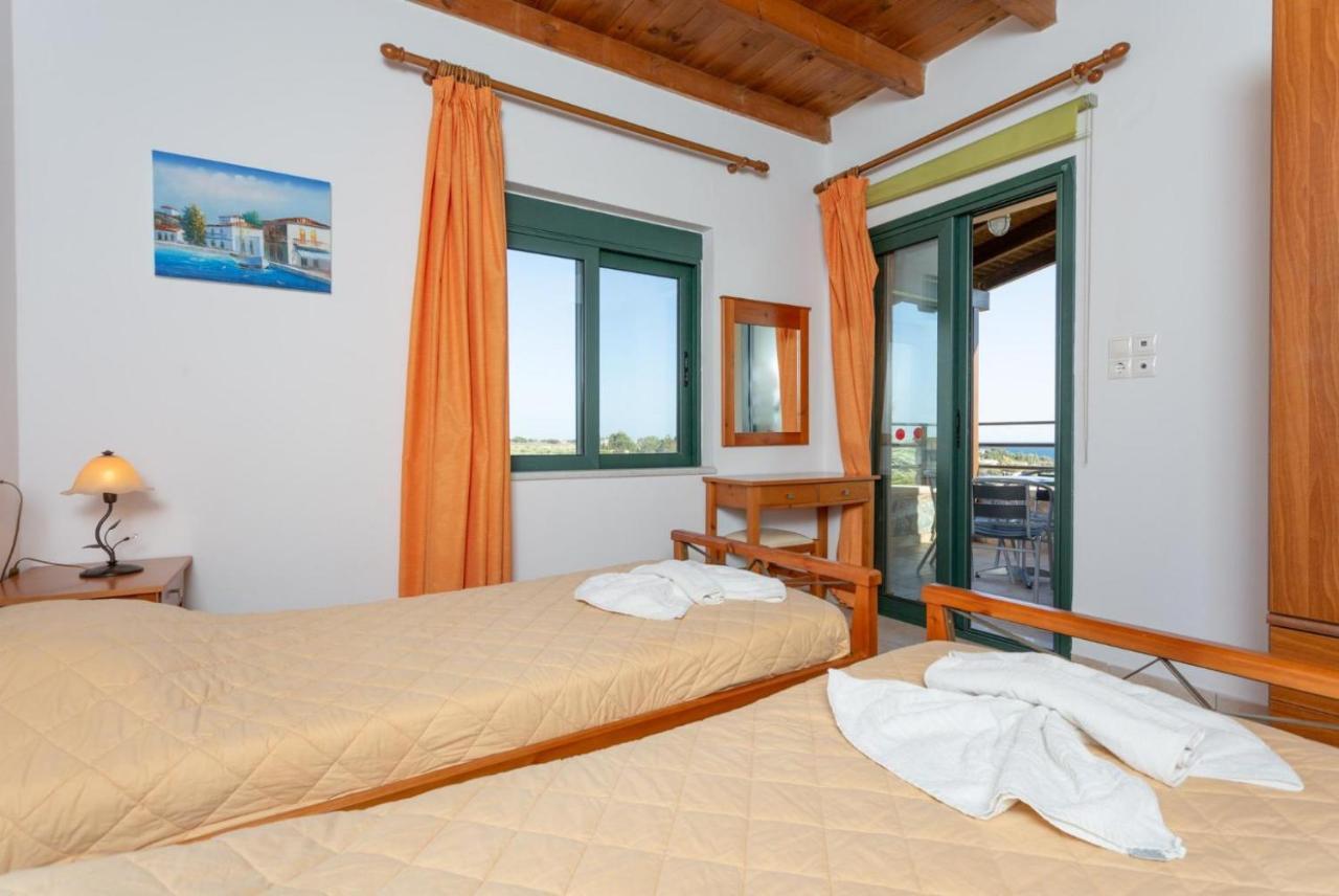 Spiros Beach Villa Frangocastelo Ngoại thất bức ảnh